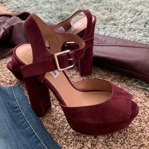 Steve Madden platform sandals